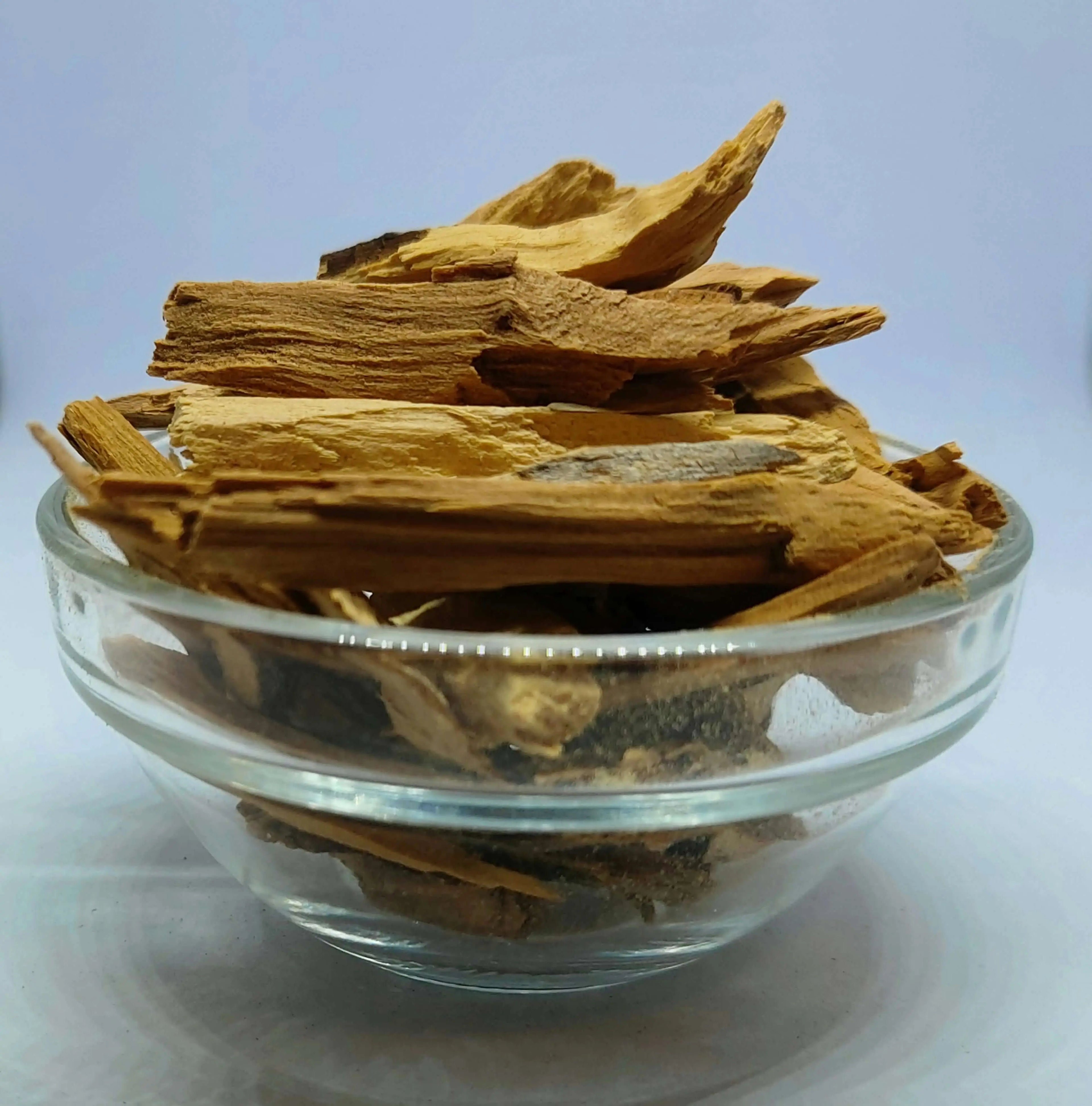 SudaniCo Sandalwood Chips – Premium Aromatic Wood for Bakhoor & Incense Blends SudaniCo